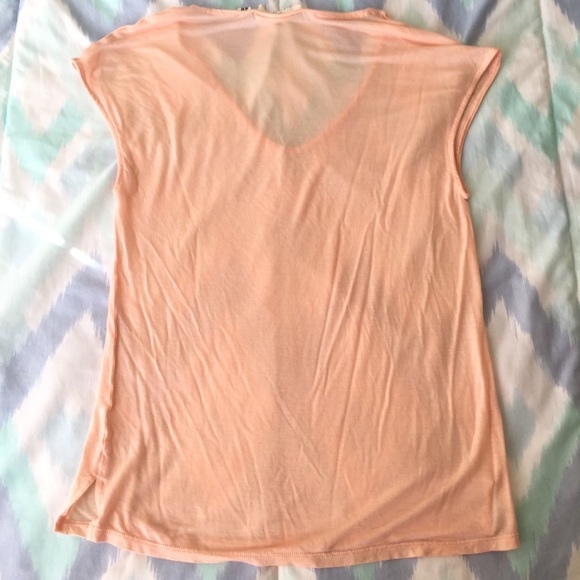 H&M Tee Top - Picture 2 of 2
